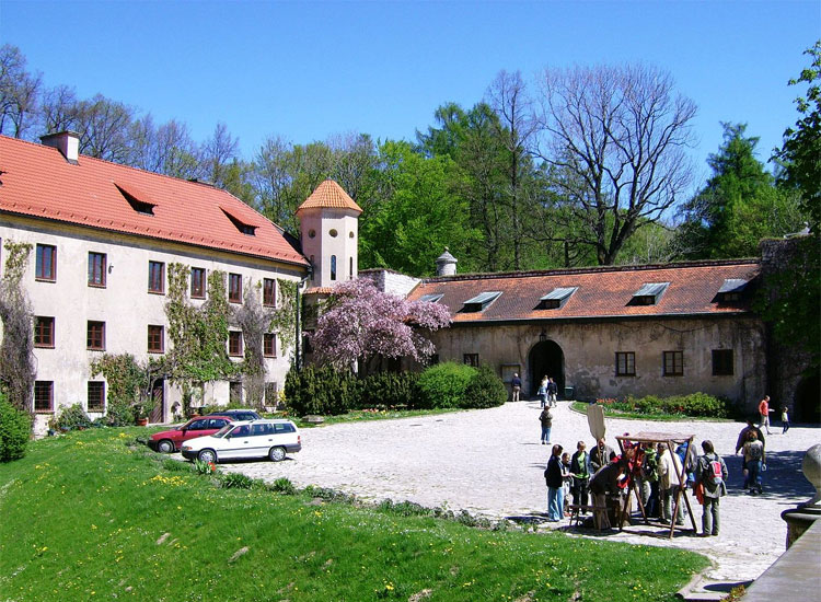 Chateau de Pieskowa Skala, côté cour